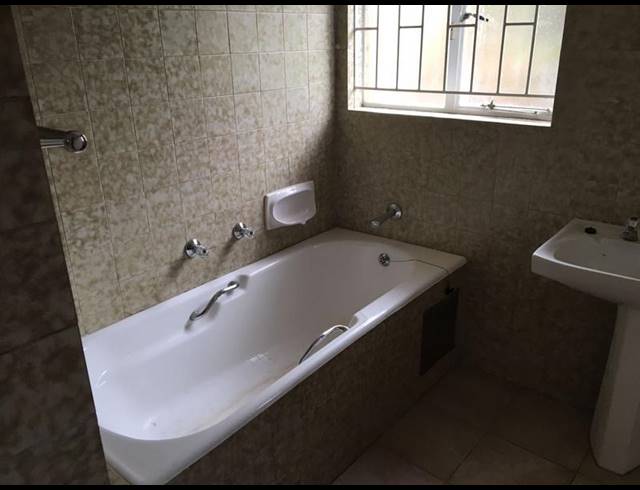 3 BEDROOM PROPERTY TO RENT IN FAERIE GLEN